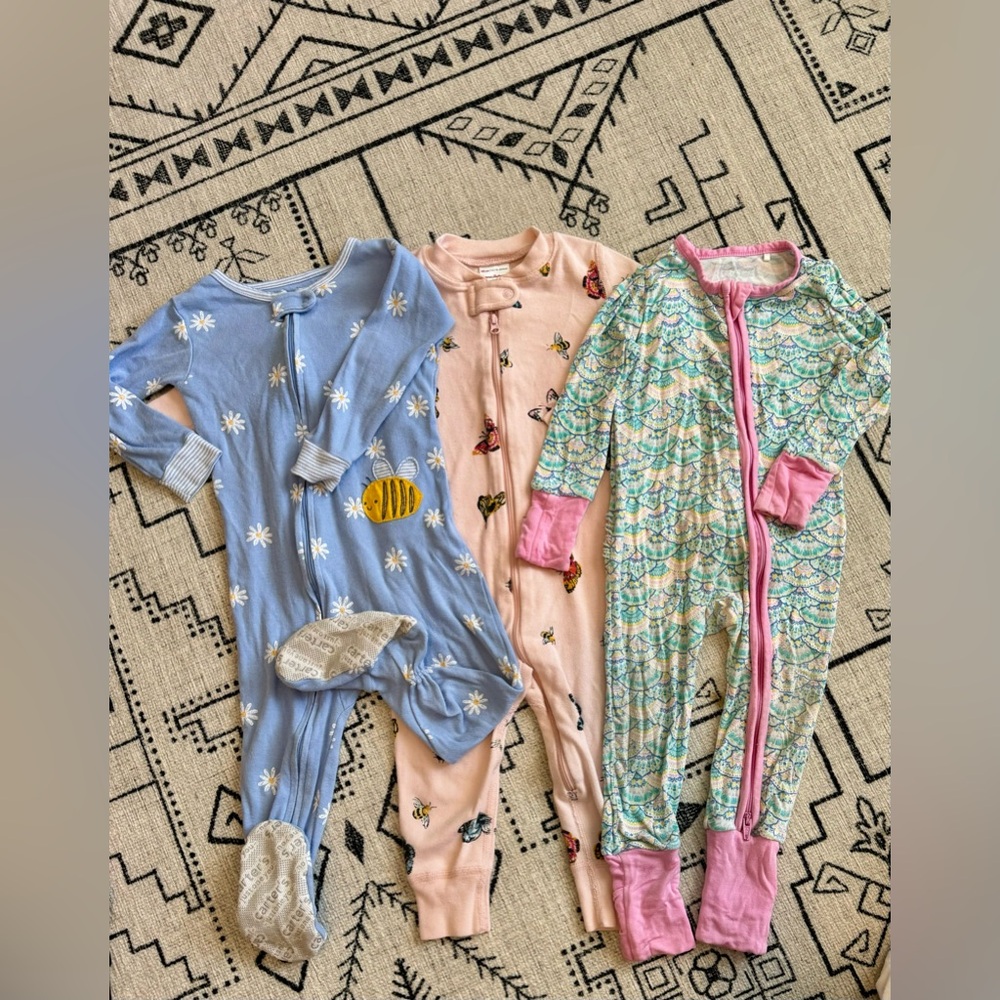 Angel Dear/ Hanna Andersson/ Carters Onesie Bundle 12-18M